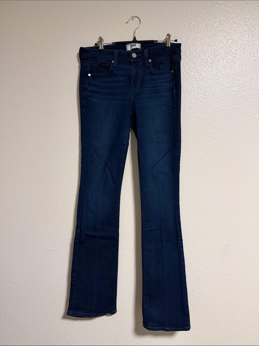 PAIGE MANHATTAN Dark Indigo bootcut Jeans